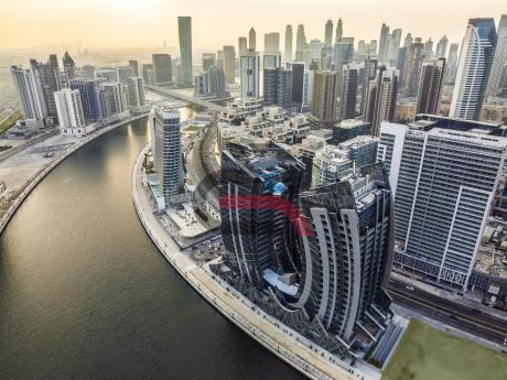 DAVINCI BY PAGANI – VILLA CONSTRUITE EN DUPLEX DE 4 CH VUE CANAL A BUSINESS BAY - DUBAI