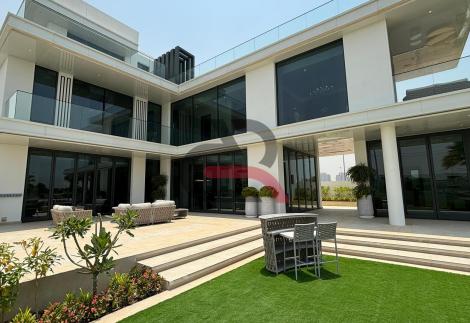 GRANDE VILLA D’EXCEPTION DE 7CH AVEC VUE IMPRENABLE GOLF A DAMAC HILLS - DUBAI